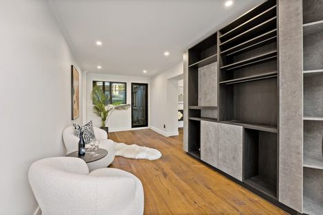 Photo of property in 1a Morrow Avenue, Bucklands Beach, Auckland, 2012