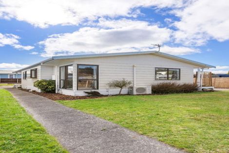 Photo of property in 10 Maclean Street, Wallaceville, Upper Hutt, 5018
