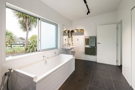 Photo of property in 28a Greenvale Close, Tamahere, Hamilton, 3283