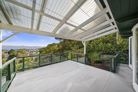 Photo of property in 34 Nikau Street, Eastbourne, Lower Hutt, 5013