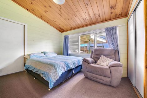 Photo of property in 32 Ingram Street, Papakura, 2110