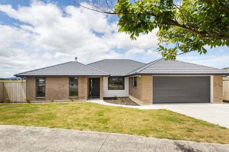 Photo of property in 32 Silicon Way, Fitzherbert, Palmerston North, 4410