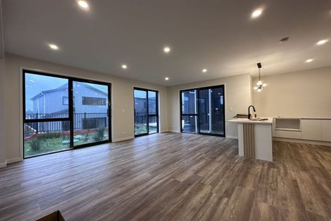 Photo of property in 28 Clara Road, Silverdale, 0932