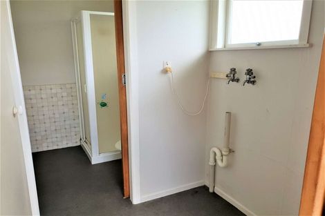 Photo of property in 2/4 Kaumatua Place, Te Atatu Peninsula, Auckland, 0610