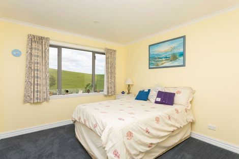 Photo of property in 47 Knight Road, Dannevirke, 4976