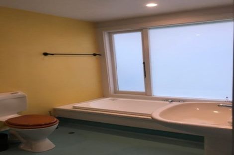 Photo of property in 133 Breaker Bay Road, Breaker Bay, Wellington, 6022