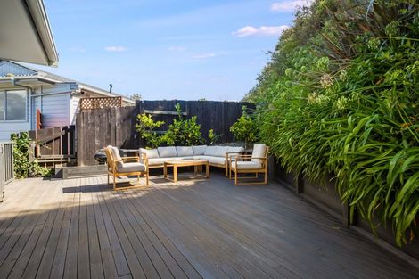 Photo of property in 5 Spey Place, Papakowhai, Porirua, 5024