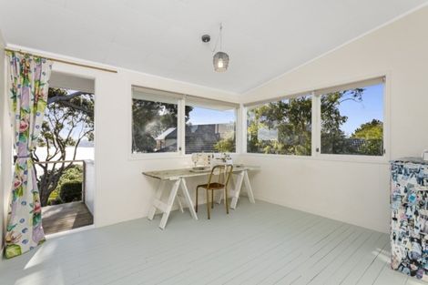 Photo of property in 96 Ngataringa Road, Devonport, Auckland, 0624