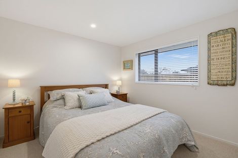 Photo of property in 2/3 Loe Place, Amberley, 7410