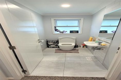 Photo of property in 266 Lakes Boulevard, Pyes Pa, Tauranga, 3112