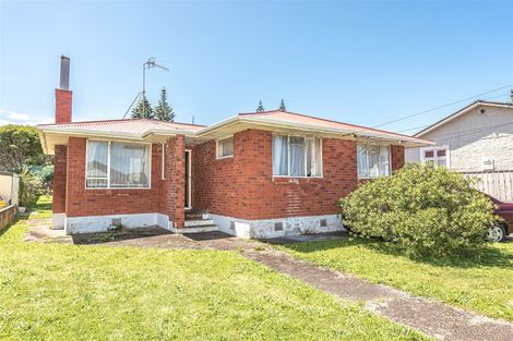 Photo of property in 80 Matai Street, Castlecliff, Whanganui, 4501