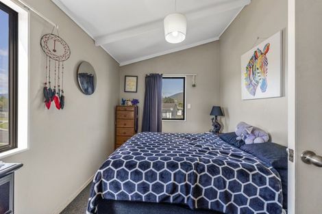 Photo of property in 1 Rea Grove, Turangi, 3334