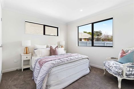 Photo of property in 33d Roseberry Avenue, Birkenhead, Auckland, 0626