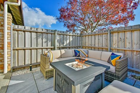 Photo of property in 69 Riverton Drive, Randwick Park, Auckland, 2105