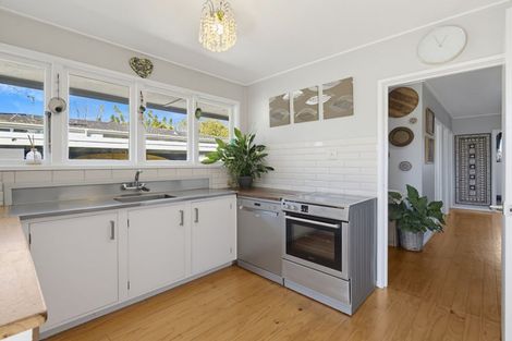 Photo of property in 41 Totara Street, Waiuku, 2123