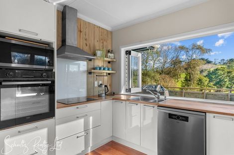 Photo of property in 17a Ash Street, Maungaturoto, 0520