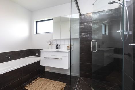 Photo of property in 6 Elba Crescent, Halswell, Christchurch, 8025