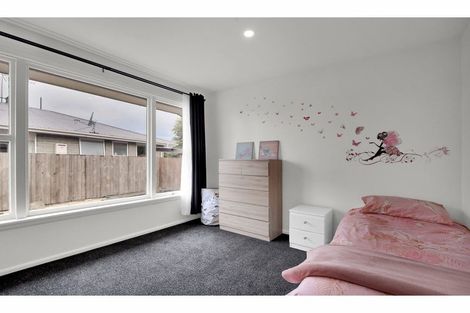 Photo of property in 17 Opal Place, Casebrook, Christchurch, 8051