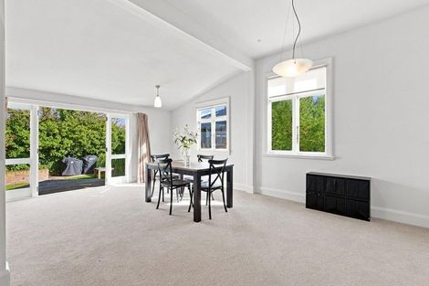 Photo of property in 124 Edward Avenue, Edgeware, Christchurch, 8013