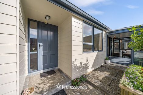 Photo of property in 9 Lemonwood Grove, Maungaraki, Lower Hutt, 5010