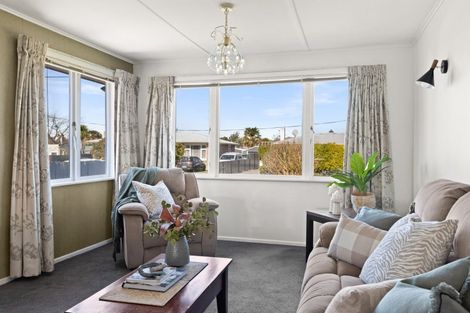 Photo of property in 231 Lumsden Place, Akina, Hastings, 4122