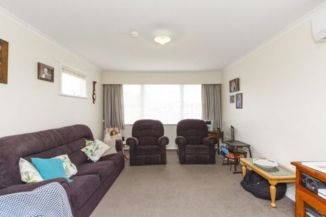 Photo of property in 17 Kaituna Street, Milson, Palmerston North, 4414