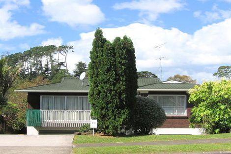 Photo of property in 23 Anna Watson Road, Half Moon Bay, Auckland, 2012