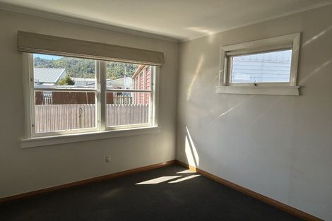 Photo of property in 72 Auckland Street, Picton, 7220