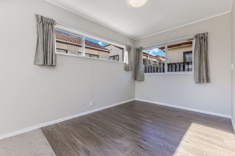 Photo of property in 2/19 Maich Road, Manurewa, Auckland, 2102