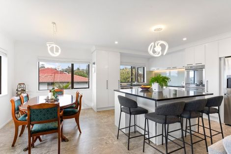 Photo of property in 32 Amante Crescent, Mairangi Bay, Auckland, 0630