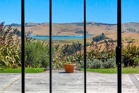 Photo of property in 1470 Oneriri Road, Kaiwaka, 0573