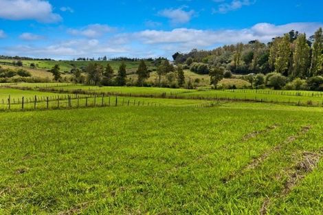 Photo of property in 18 Green Road, Dairy Flat, Albany, 0792