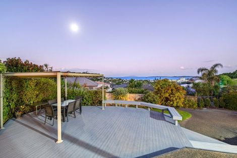 Photo of property in 99 Waldorf Crescent, Orewa, 0931