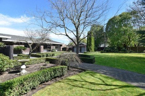 Photo of property in 361 Gardiners Road, Harewood, Christchurch, 8051