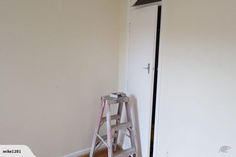 Photo of property in 12 Walpole Avenue, Hillpark, Auckland, 2102