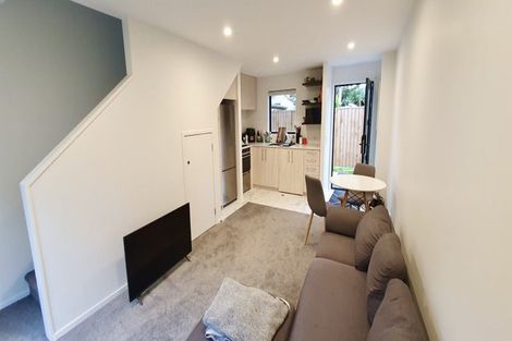 Photo of property in 7/22 Yeovil Road, Te Atatu Peninsula, Auckland, 0610