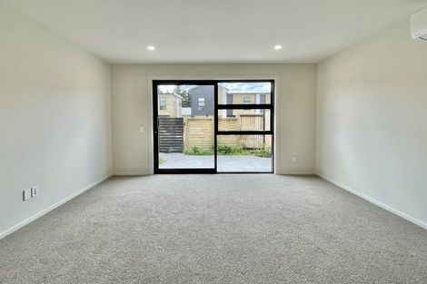 Photo of property in 8 Te Ara O Ralph Olsen, Wainuiomata, Lower Hutt, 5014