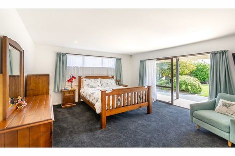 Photo of property in 54 Lakewood Drive, Burwood, Christchurch, 8083