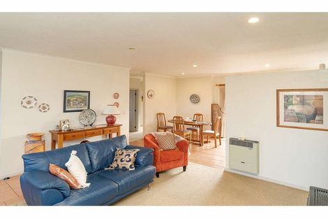 Photo of property in 7a Oakridge Drive, Kerikeri, 0230