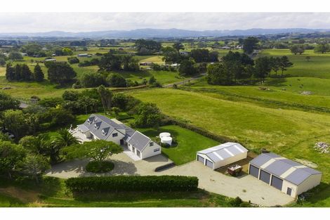 Photo of property in 42 Codlin Road, Waiuku, 2683