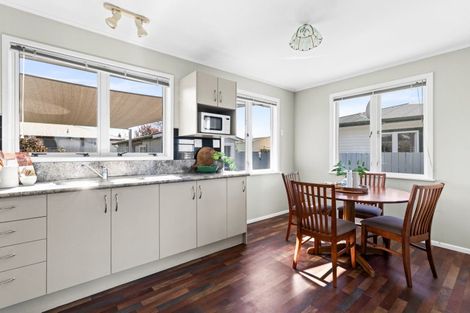 Photo of property in 231 Lumsden Place, Akina, Hastings, 4122