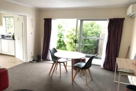 Photo of property in 2/12 Wanstead Place, Woolston, Christchurch, 8062