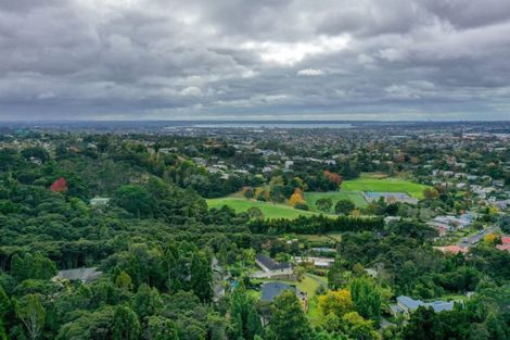 Photo of property in 202 Godley Road, Titirangi, Auckland, 0604