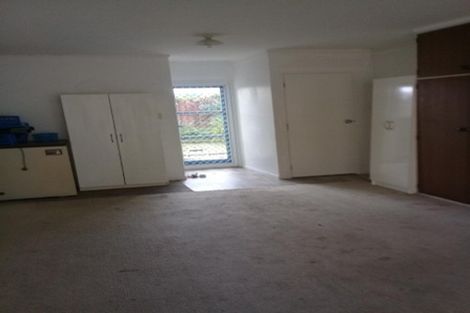 Photo of property in 3/4 Coronation Road, Glenfield, Auckland, 0627