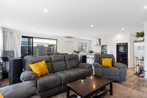 Photo of property in 308a Given Avenue, Whangamata, 3620