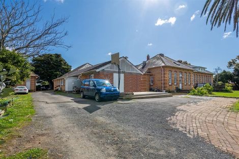 Photo of property in 25 Montilla Place, Manurewa, Auckland, 2102