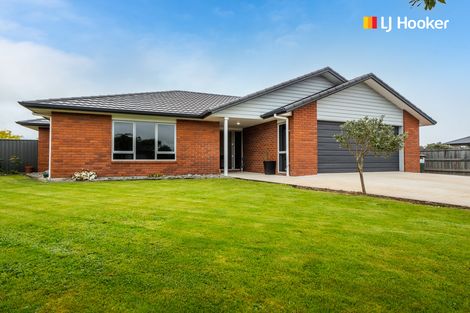 Photo of property in 22 William James Close, Mosgiel, 9024