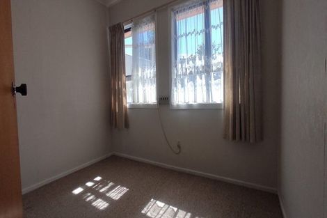 Photo of property in 10 Beaufield Lane, Te Atatu Peninsula, Auckland, 0610