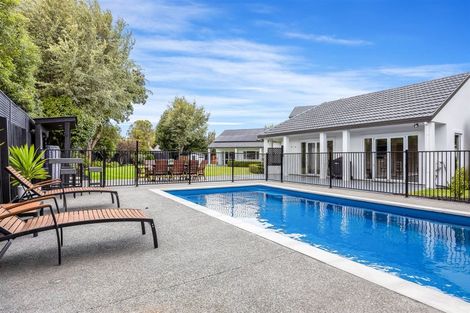 Photo of property in 52 Regent's Park Drive, Casebrook, Christchurch, 8051