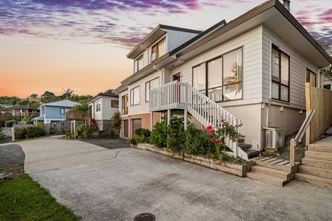 Photo of property in 88b West Harbour Drive, West Harbour, Auckland, 0618